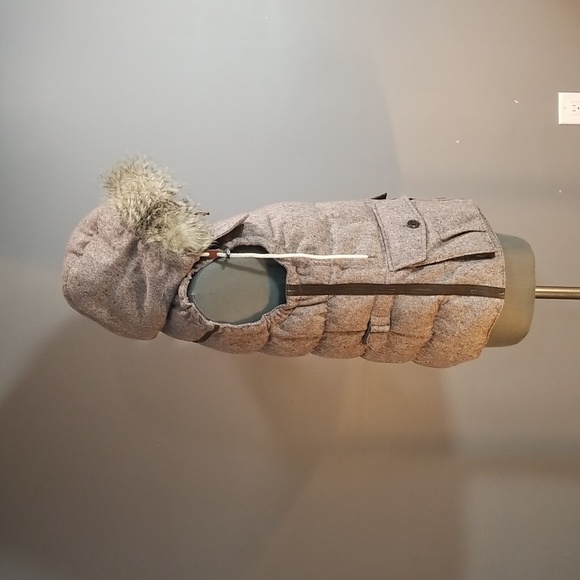 Eddie Bauer Yukon 550 premium goose down vest.  Medium.  Lined wool blend tweed - Picture 5 of 17